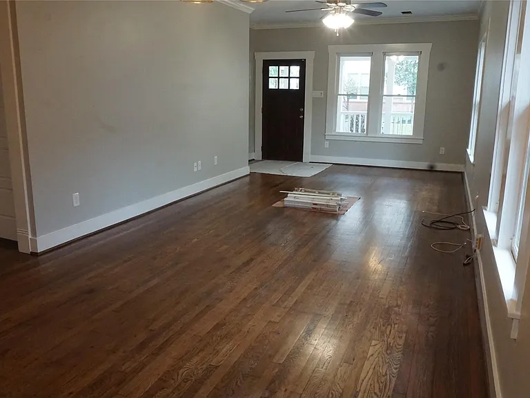 825 Algregg St — Photo 8
