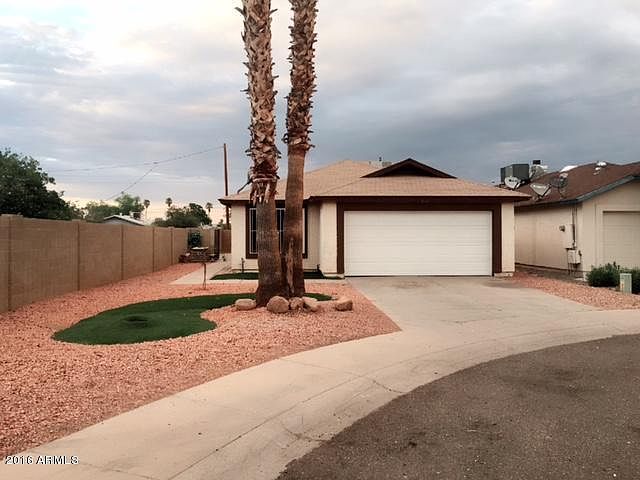 1st image of 8814 W Vale Dr