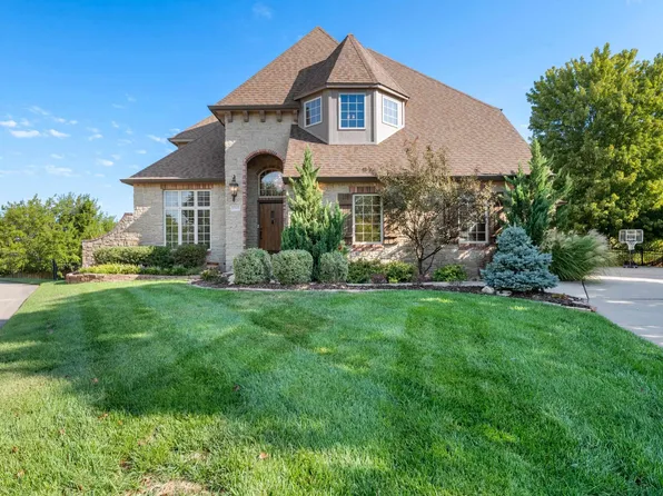 1502 Chaumont Cir, Andover, KS 67002