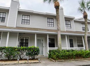12638 Castle Hill Dr, Tampa, FL 33624