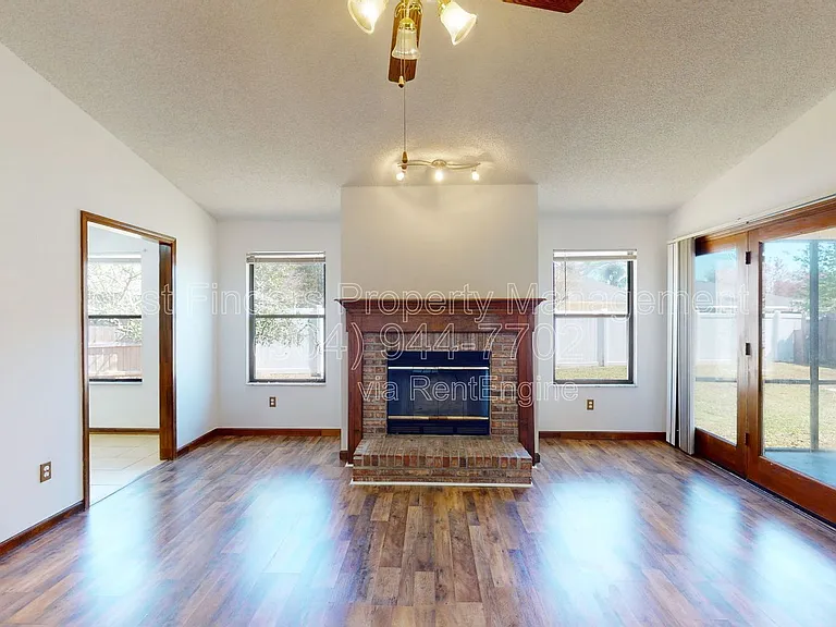 1607 Beverly Bay Ct — Photo 8