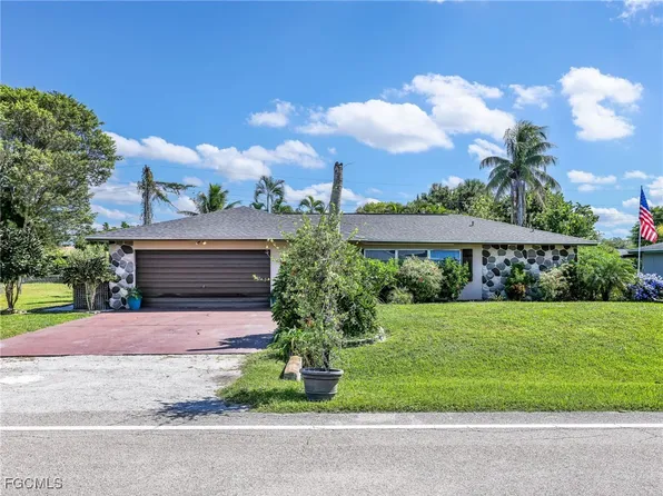 6765 Overlook Dr, Fort Myers, FL 33919