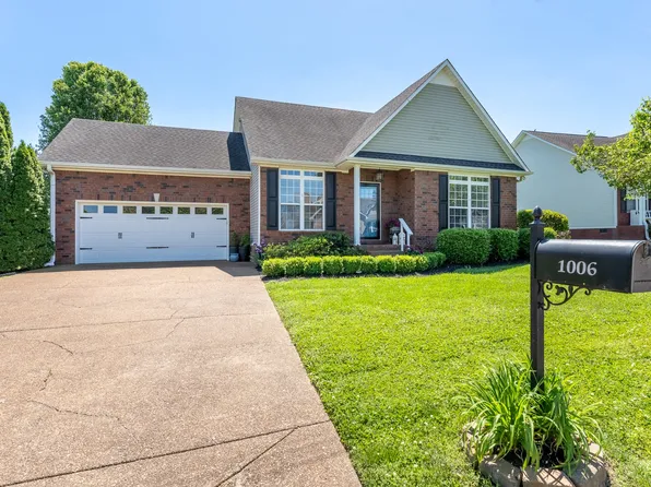 1006 Patterson St, Spring Hill, TN 37174
