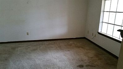 2nd image of 821 NW 44th St