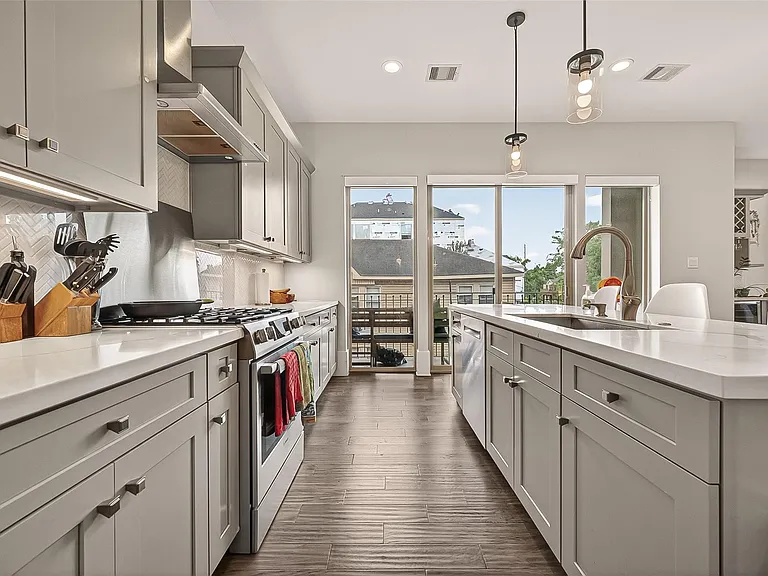 1810 Branard St #B — Photo 11