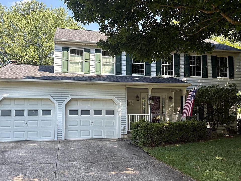 1st image of 8366 Chestnut Farm Ln