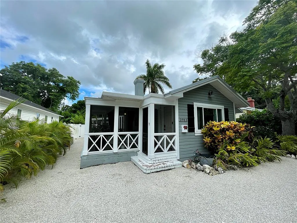 3 bed, 2.0 bath, 1662 sqft, $3,000 — Photo 3