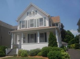 45 E Somerset St, Raritan, NJ 08869