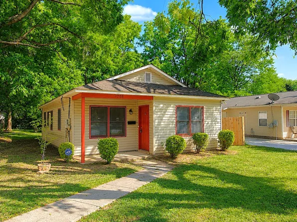 1228 Pegram St, Charlotte, NC 28205