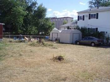 3rd image of 13304 143rd St