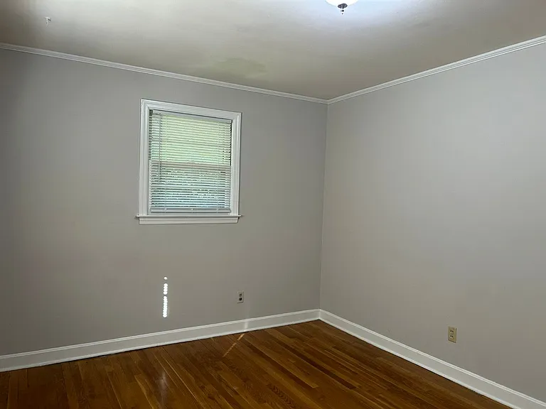 523 Colonial Dr — Photo 24