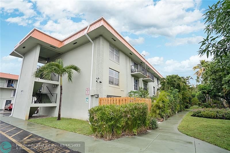 1st image of 805 W Oakland Park Blvd APT E14
