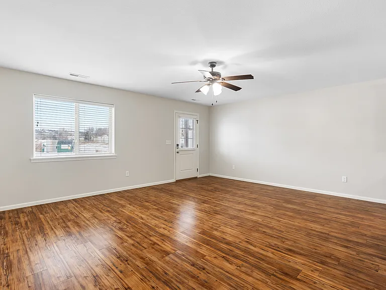 1260 E Minnesota St #106 — Photo 5