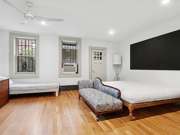 3rd image of 581 Greene Ave APT 1