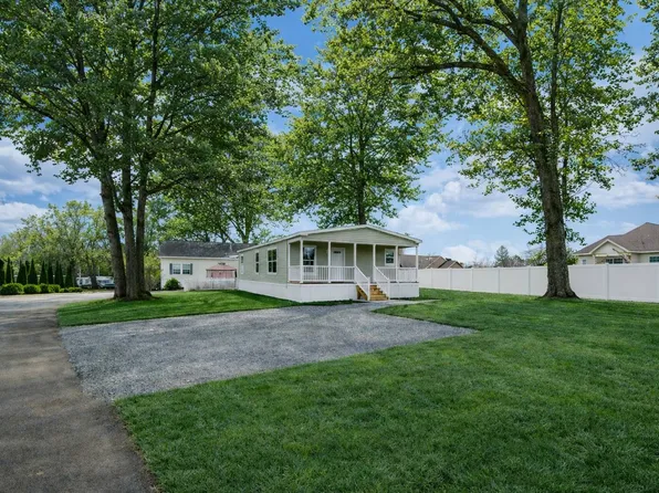 309 Greenfield Ave #23, Ballston Spa, NY 12020