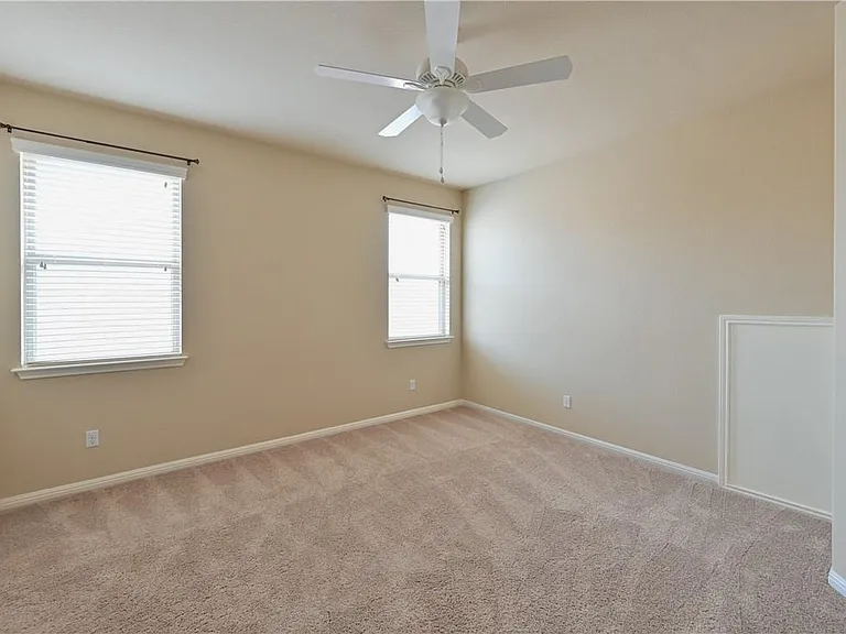 100 Lake Mineral Wells Dr — Photo 17