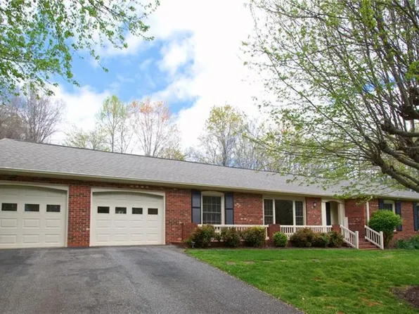 100 Cedar St, North Wilkesboro, NC 28659