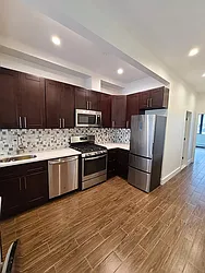 Rented by Bouklis Group