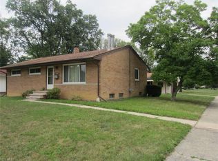 3491 Walter Rd, North Olmsted, OH 44070