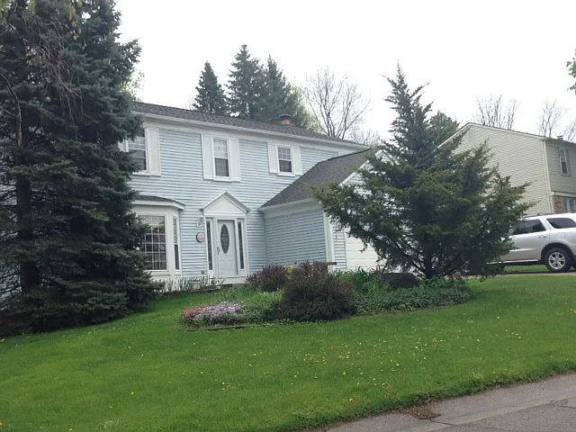 19460 Scenic Harbour Dr photo 1