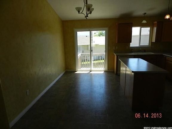 2nd image of 6223 S Waller Ln