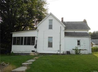 700 W C St, Belleville, IL 62220