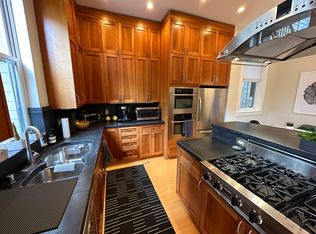 3627 25th St, San Francisco, CA 94110