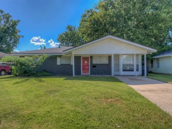 1817 Polly Anna St, Bossier City, LA 71112