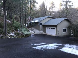 210 Hilton Dr, Applegate, CA 95703