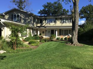 815 Deere Park Ct, Deerfield, IL