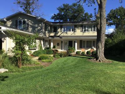 815 Deere Park Ct, Deerfield, IL, 60015