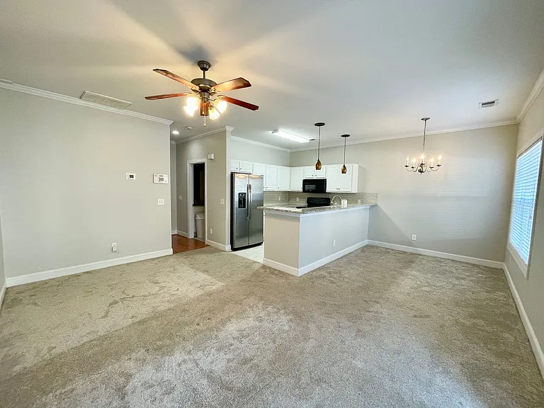 12 Braiden Manor Rd — Photo 6