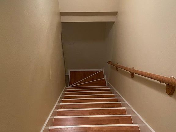 4th image of 746 Sonesta Dr #A