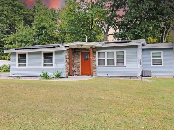 20 Westwood Ter, Northampton, MA 01062