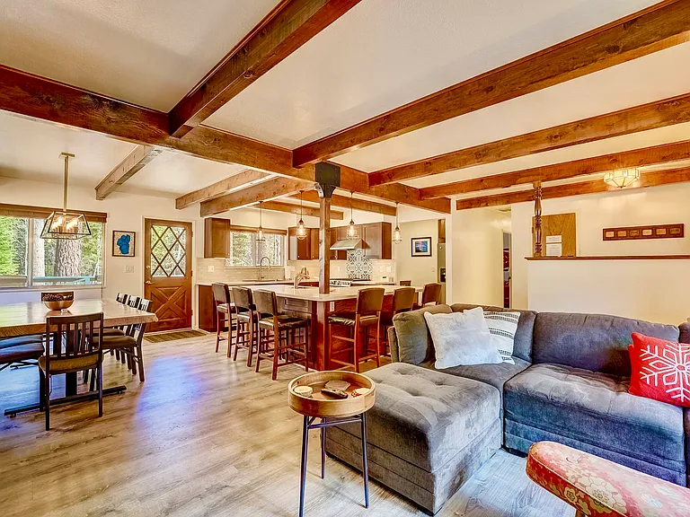 3445 E River Park Dr — Photo 4