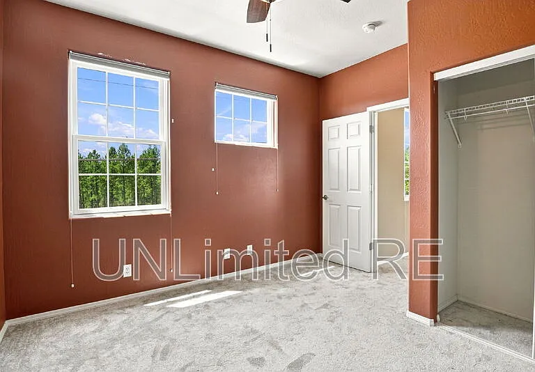 2455 W Silverton Dr — Photo 15
