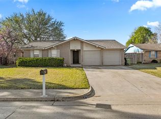 1054 Cumberland Mansion, Yukon, OK 73099