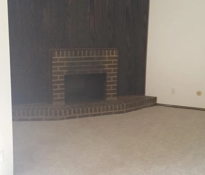317 Palomas Dr NE — Photo 15