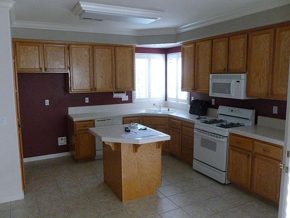 4th image of 8965 Kodiak Way