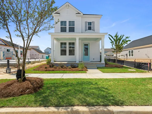 783 Blueway Ave, Summerville, SC 29486