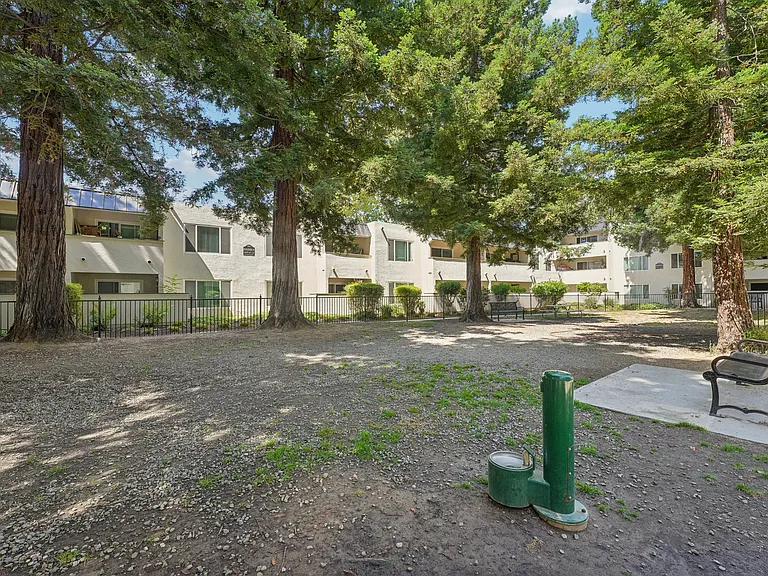 Northgate Apartments — Photo 19