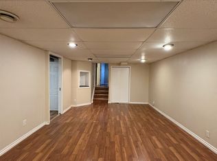 327 Dalhousie Dr #2, Winnipeg, MB R3T2Z6