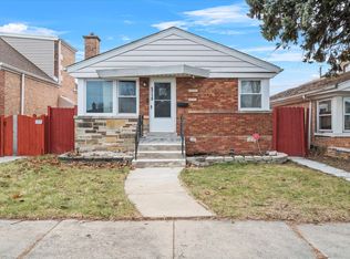 5710 S Massasoit Ave, Chicago, IL 60638