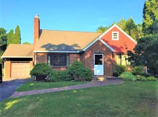 1554 Creek St, Rochester, NY 14625