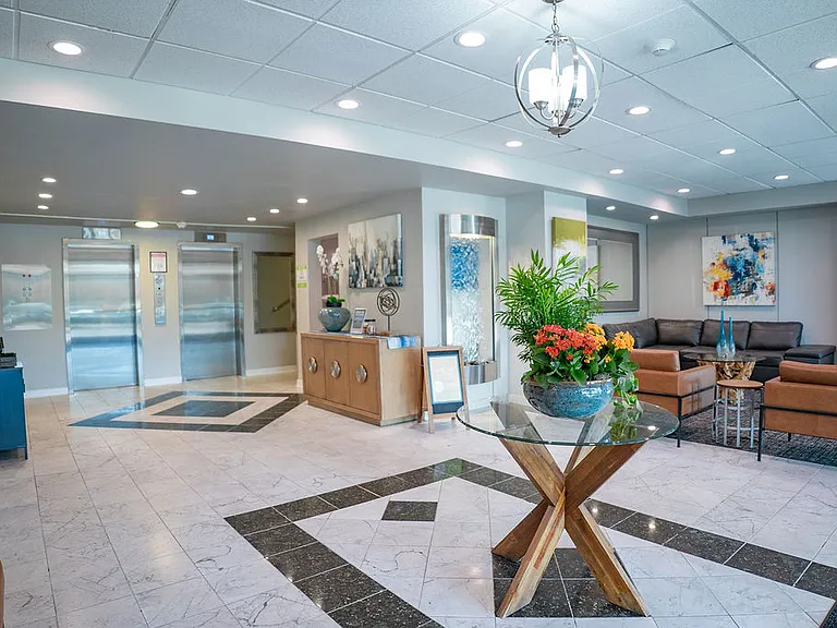 The View at Dayton Towers — Photo 10
