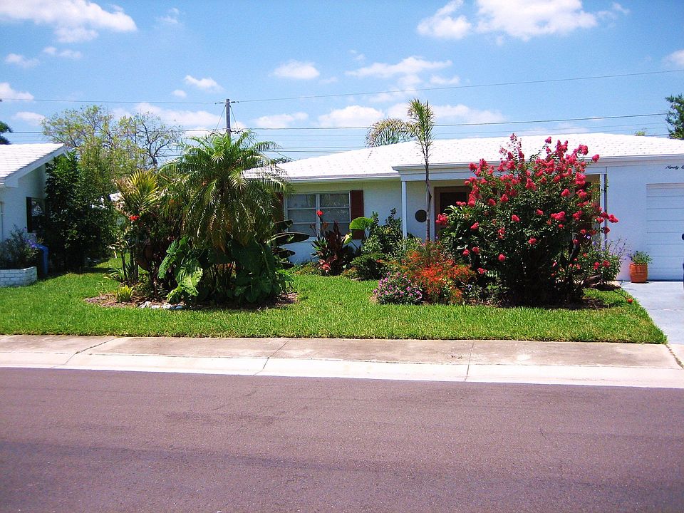 1st image of 9830 39th St N
