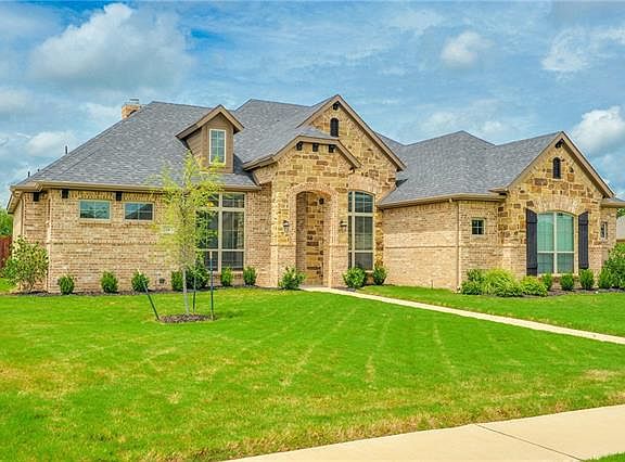 5th image of 118 Claremont Dr