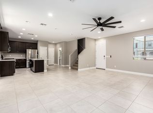 4046 S 58th Ln, Phoenix, AZ 85043