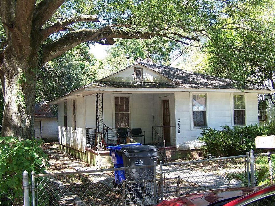 1st image of 2656 Harvey Ave