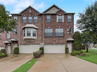 2520 Chambers Dr, Lewisville, TX 75067